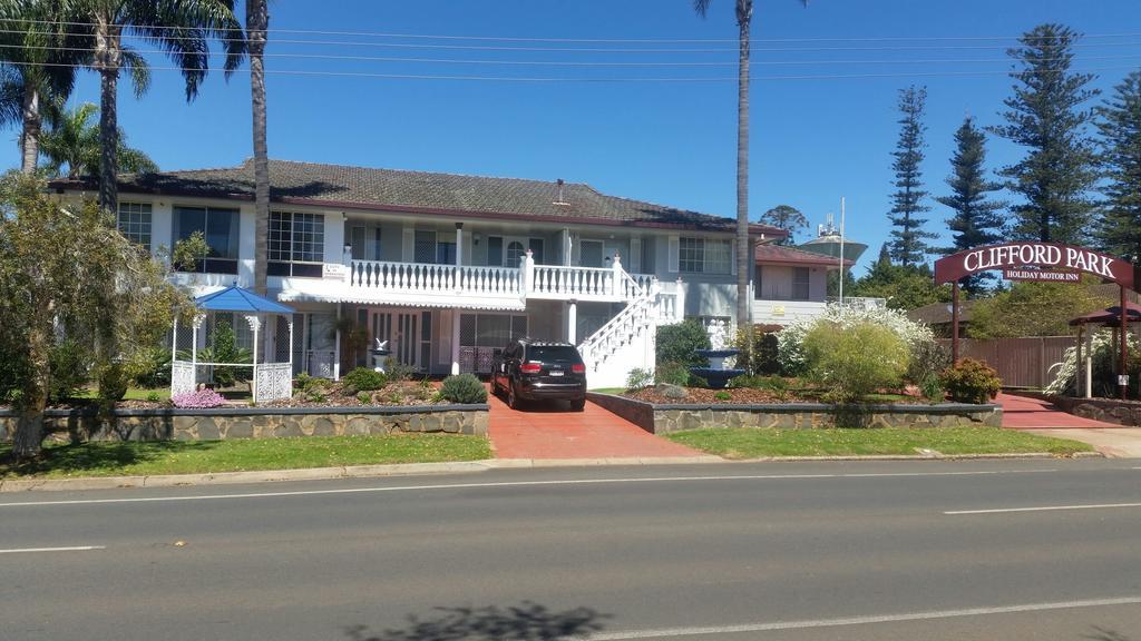 Clifford Park Motor Inn Toowoomba Extérieur photo