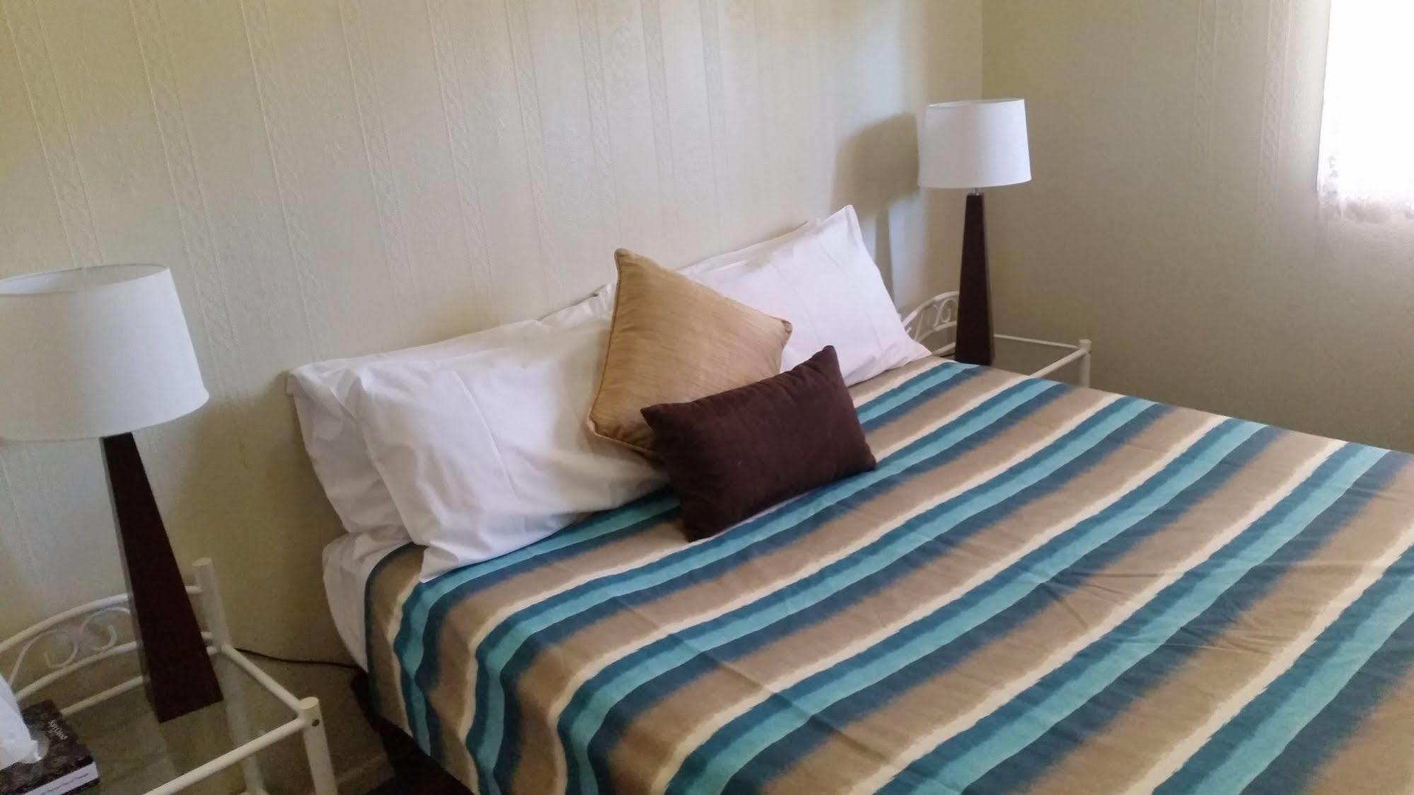 Clifford Park Motor Inn Toowoomba Extérieur photo