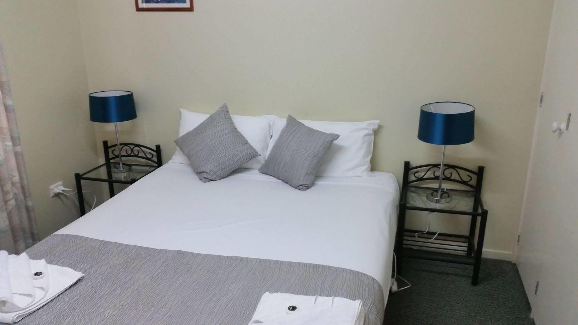 Clifford Park Motor Inn Toowoomba Extérieur photo